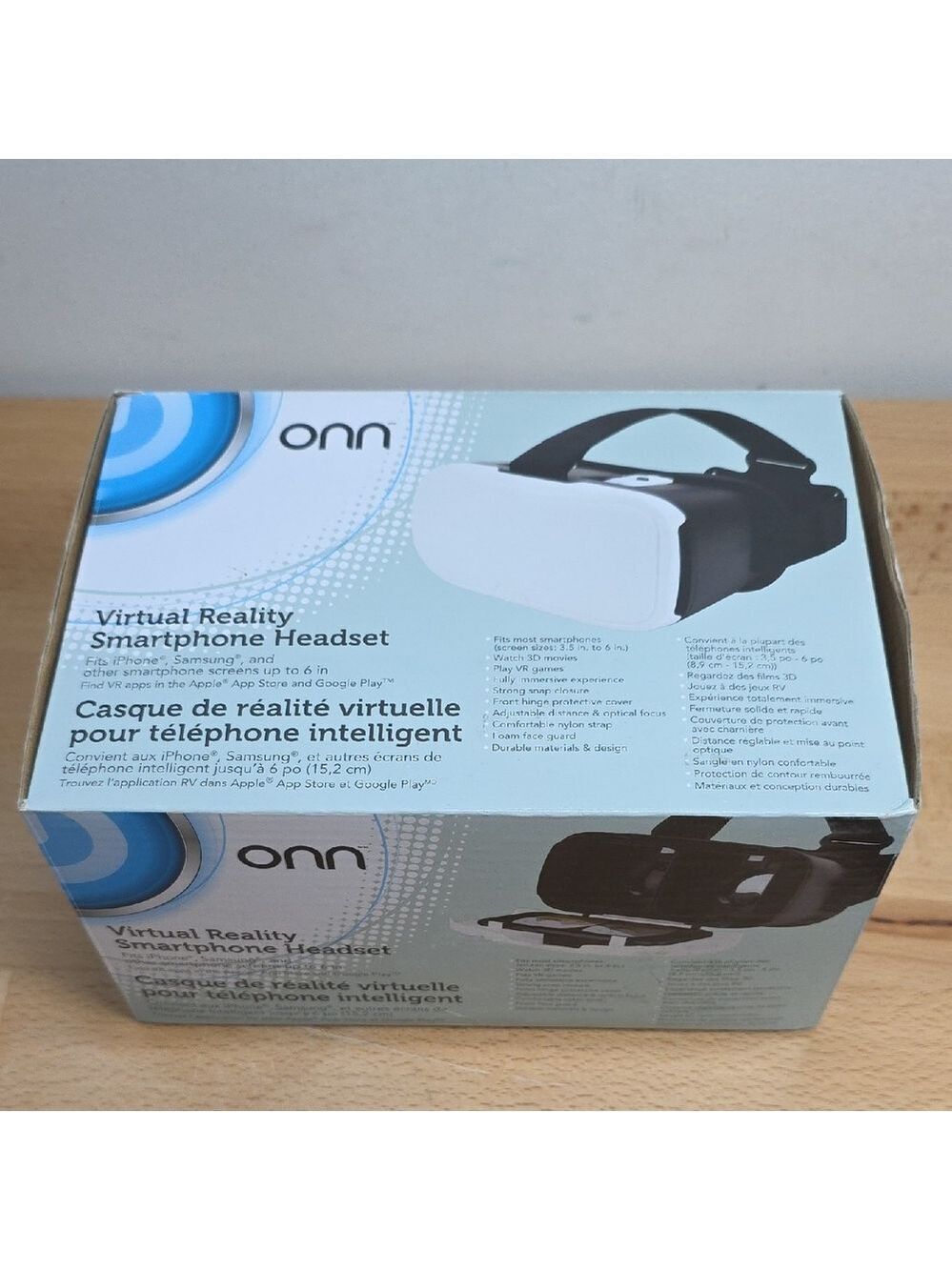 Onn VR Smartphone Headset - Black and White